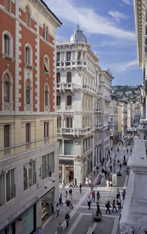Palace Suite Trieste Exterior foto